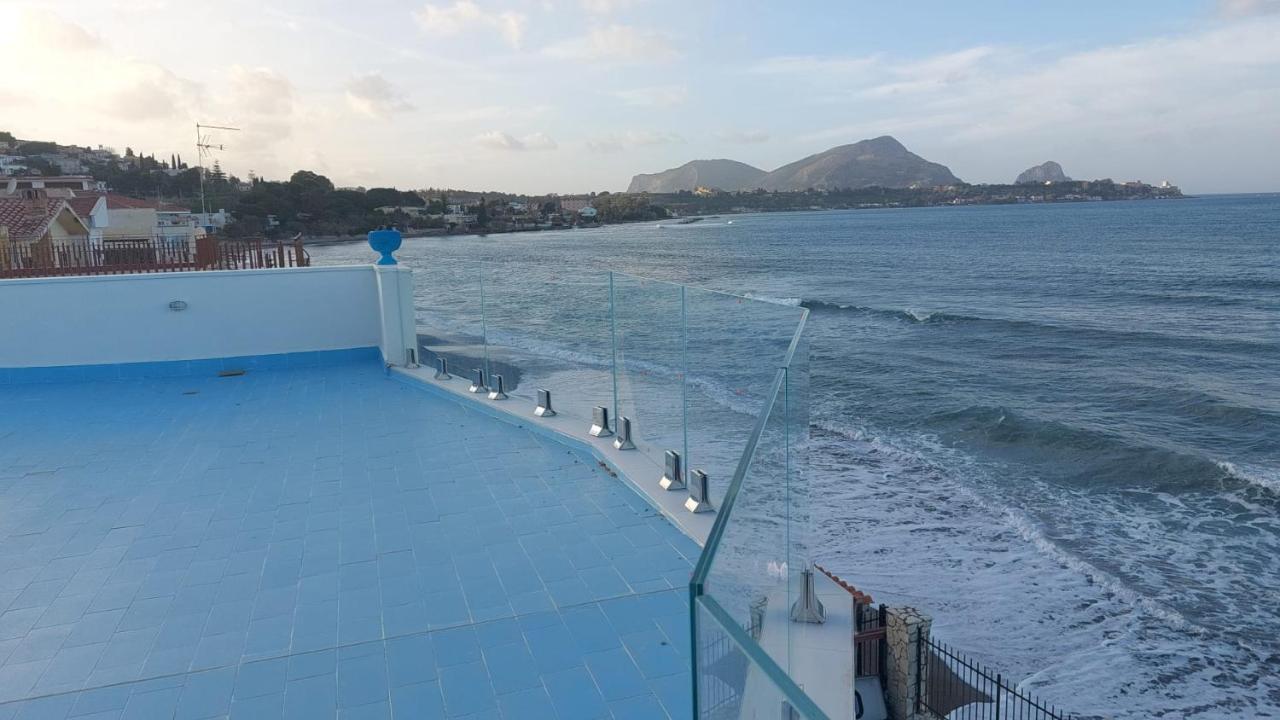 Blue Life, Sea-Luxury Rooms On The Beach Between Palermo And Cefalu' Casteldaccia Exterior photo
